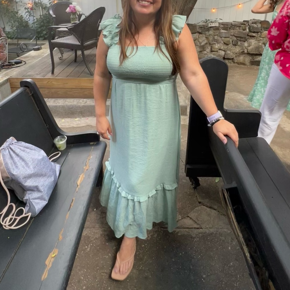 Dress - Picture 9 of 10